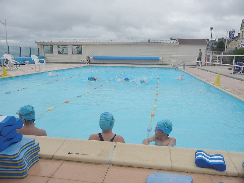 Entraînement estival à la piscine de Luc/mer !