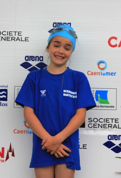 Ines Baron du club d'Hermanville Natation sur le podium !